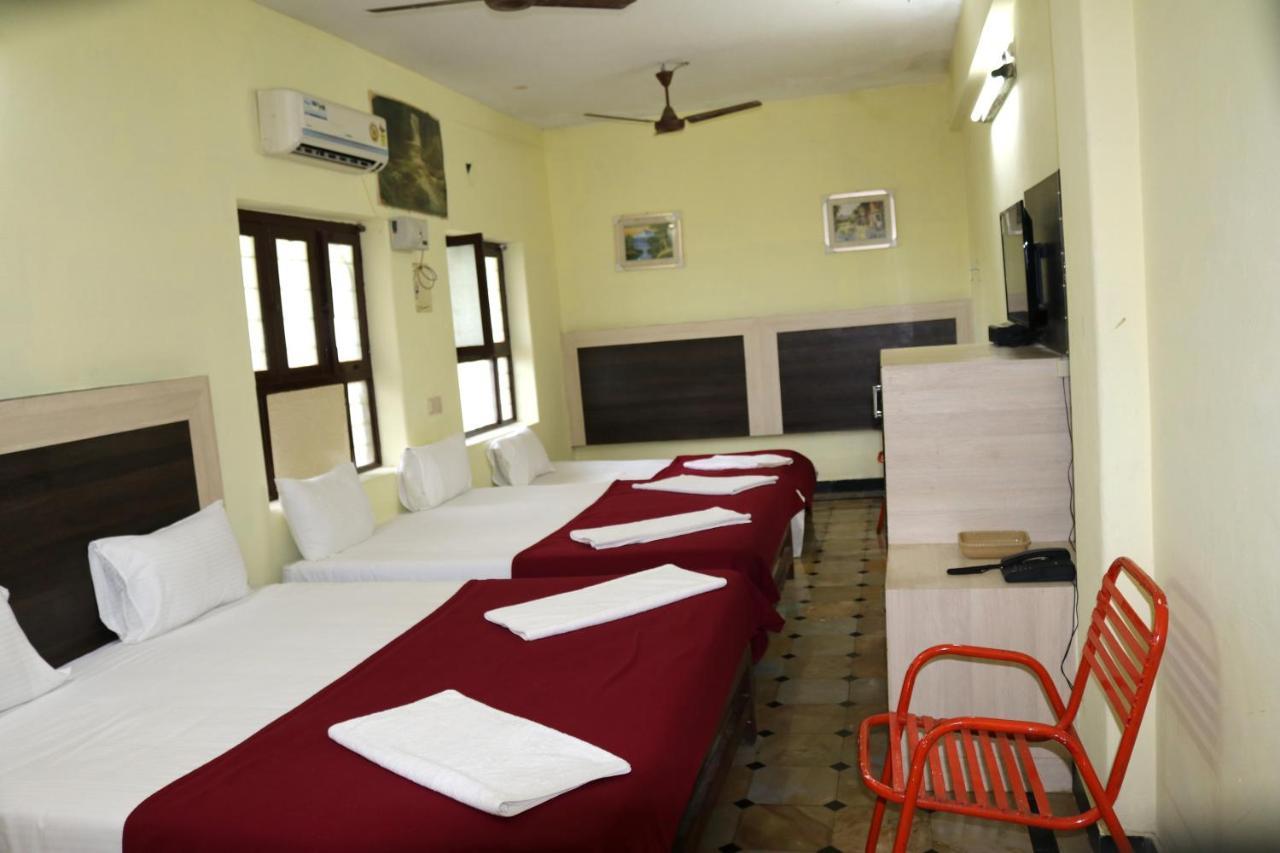 Hotel Siva Sakthi Tiruvannāmalai Extérieur photo