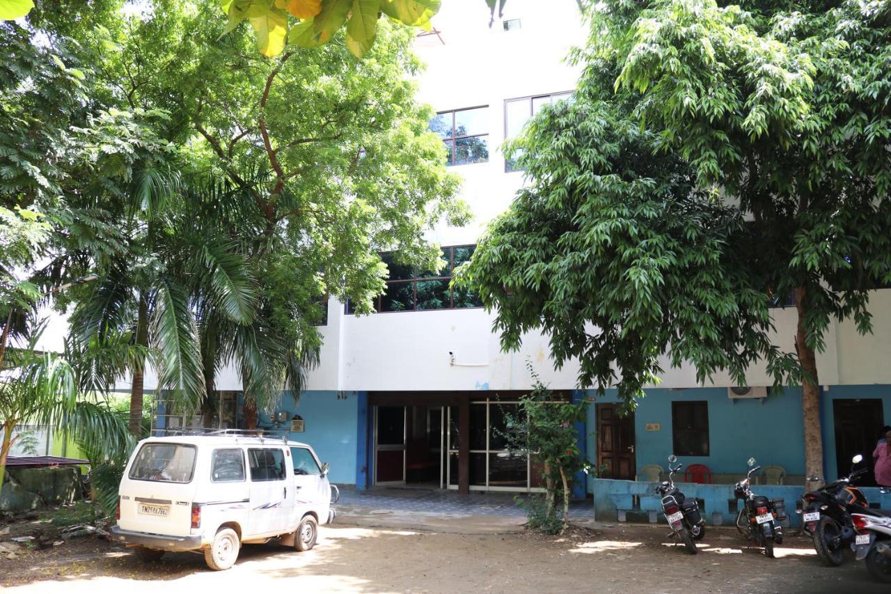 Hotel Siva Sakthi Tiruvannāmalai Extérieur photo