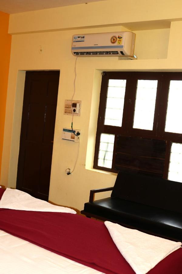 Hotel Siva Sakthi Tiruvannāmalai Extérieur photo