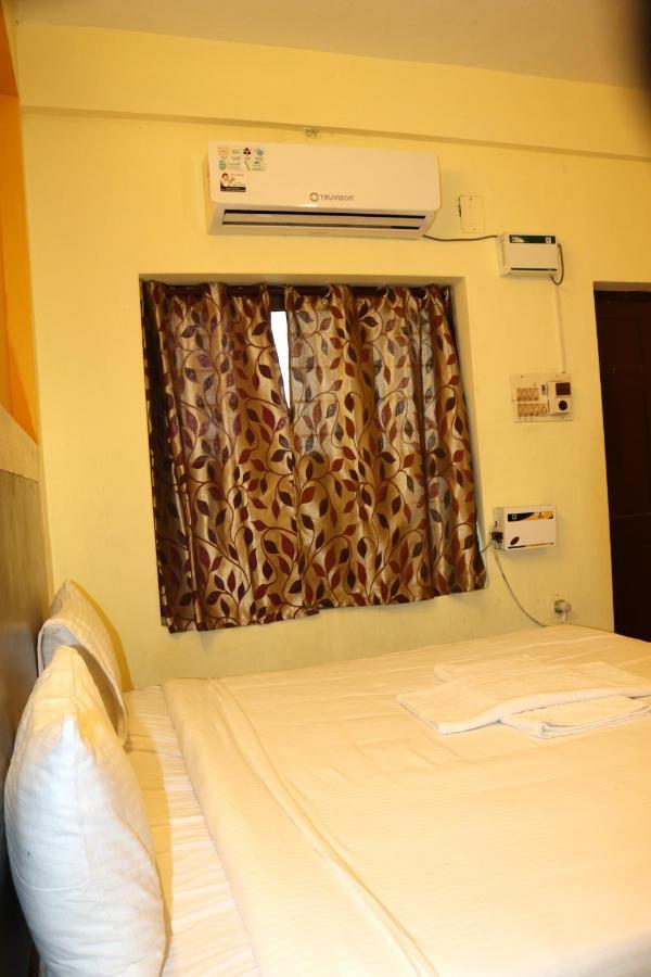 Hotel Siva Sakthi Tiruvannāmalai Extérieur photo