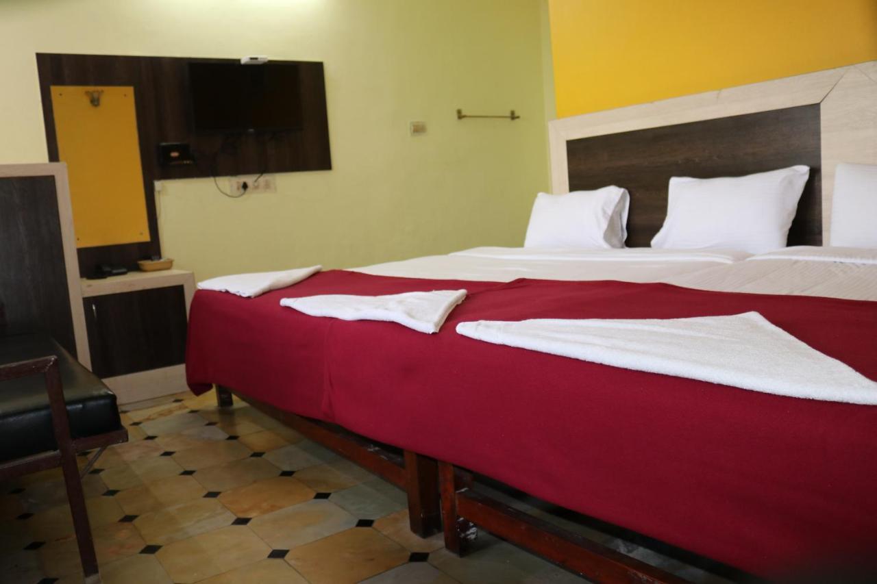 Hotel Siva Sakthi Tiruvannāmalai Extérieur photo