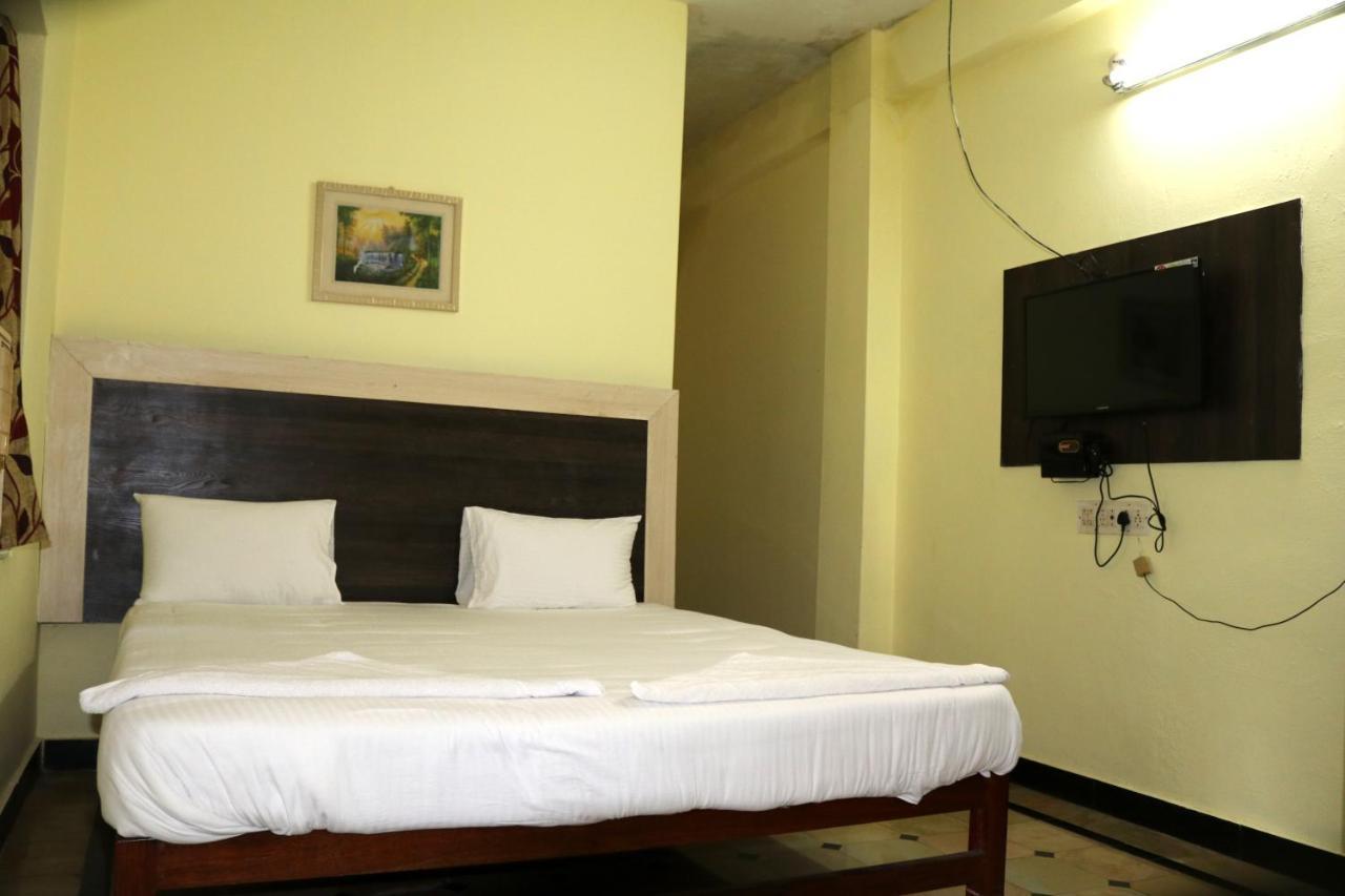 Hotel Siva Sakthi Tiruvannāmalai Extérieur photo