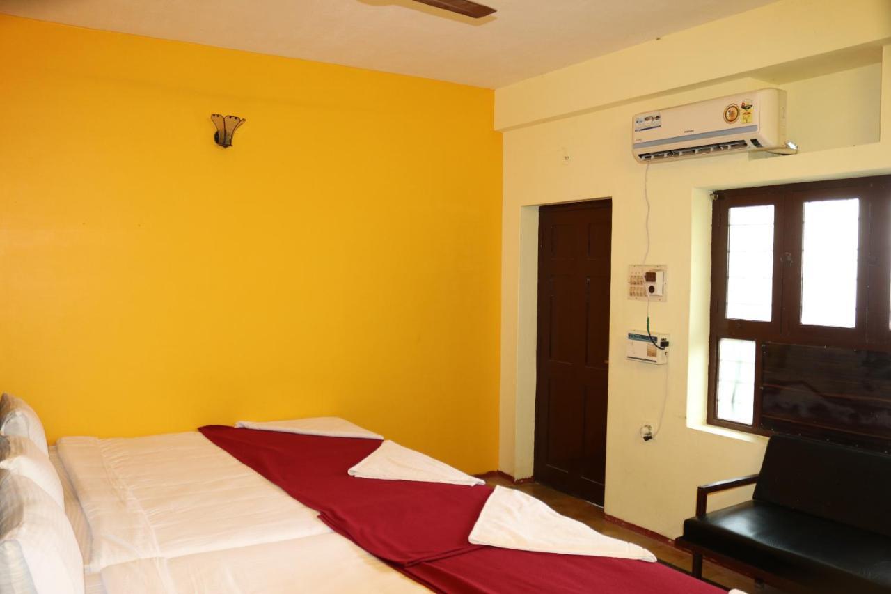 Hotel Siva Sakthi Tiruvannāmalai Extérieur photo