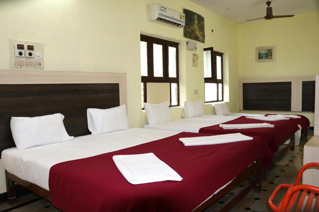 Hotel Siva Sakthi Tiruvannāmalai Extérieur photo