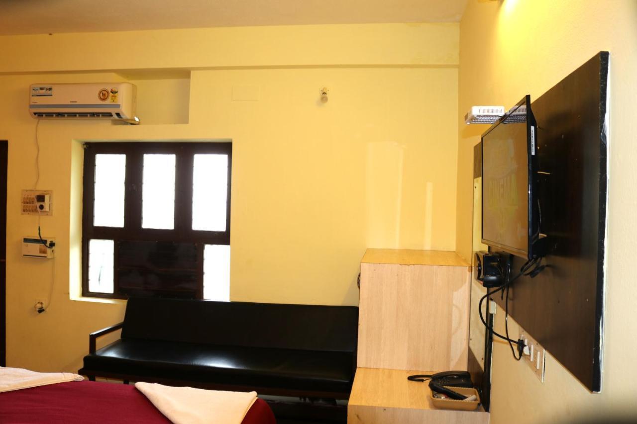 Hotel Siva Sakthi Tiruvannāmalai Extérieur photo